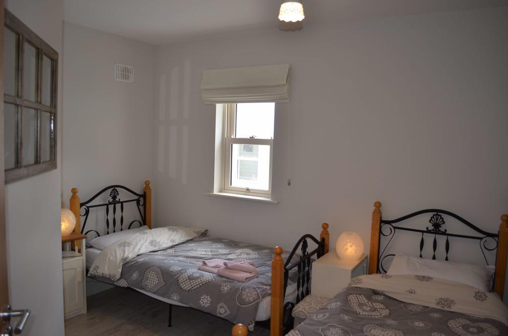 Galway Coast Cottages Barna  Zewnętrze zdjęcie
